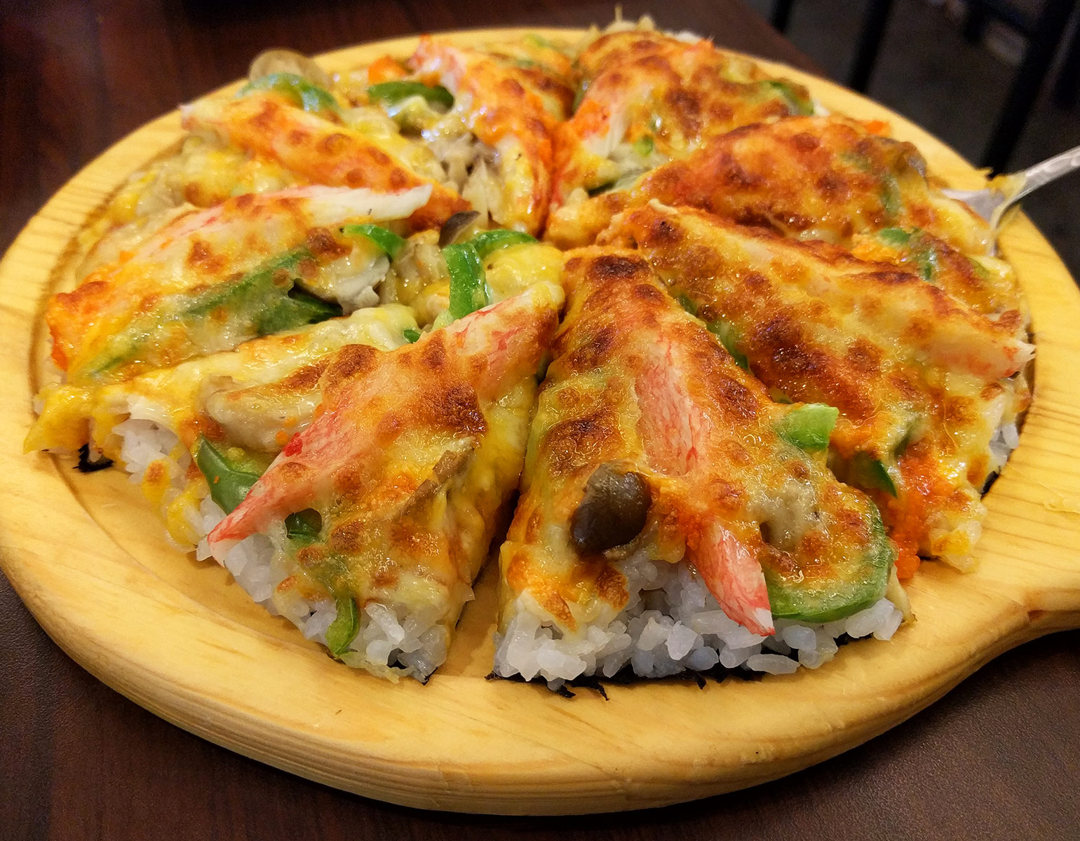Sushi pizza