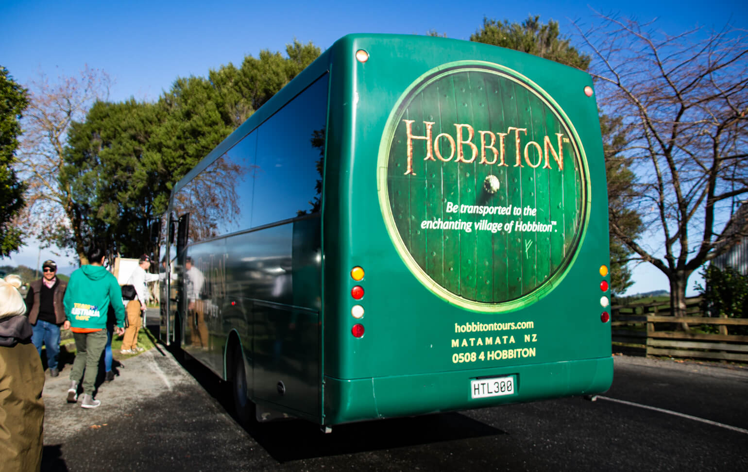 Hobbiton bus