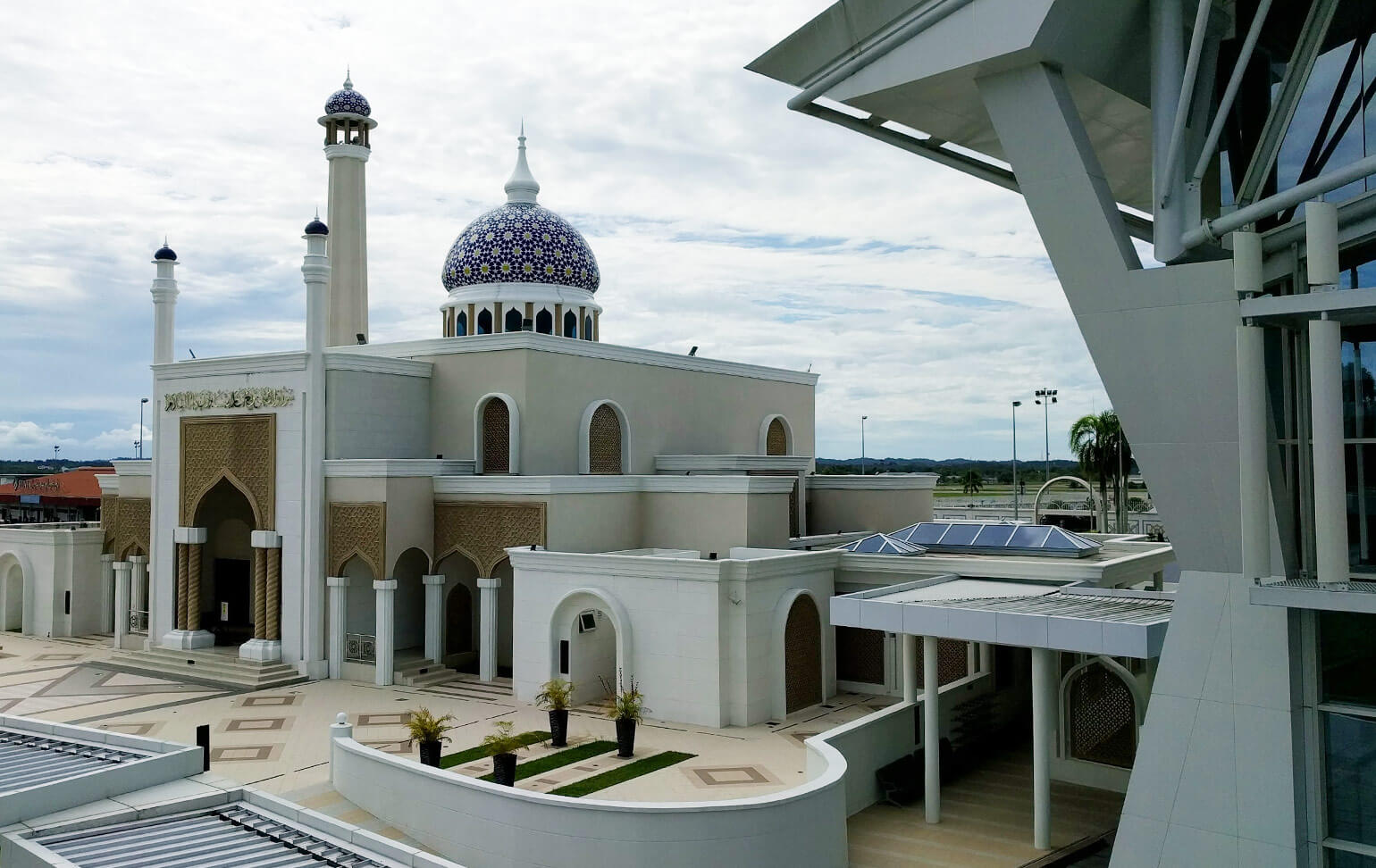 The mosque at Brunei airport