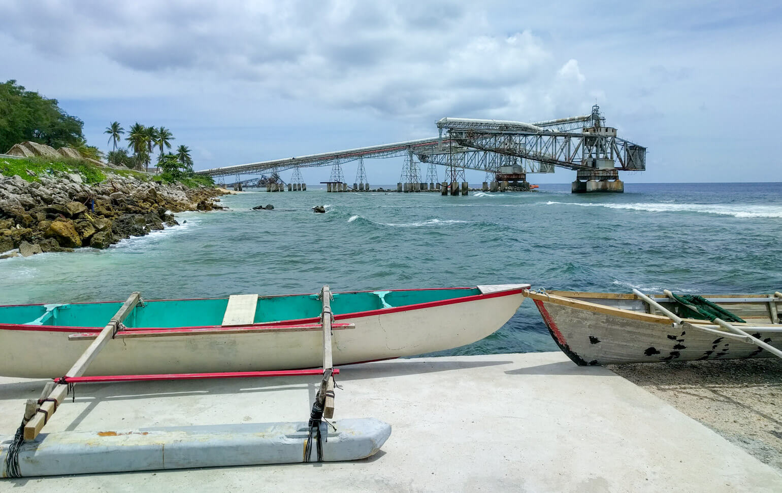 Cantilevers, Nauru.