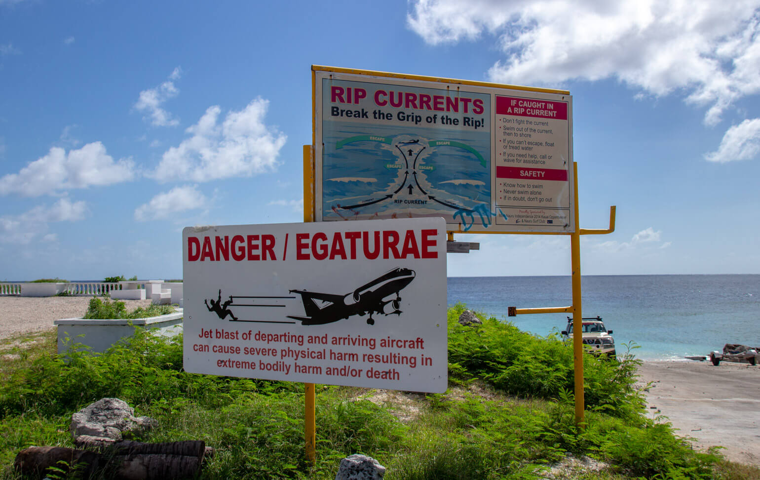 Warning signs, Nauru.